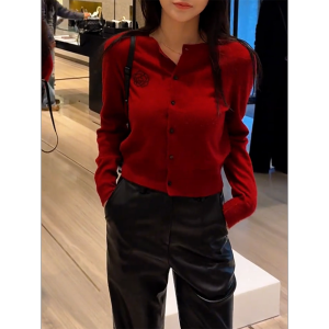 QINGNAER | Red New Year Simple Round Collar Slimming Cardigan