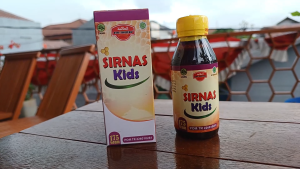 Madu Pereda Demam & Panas Anak Madu Sirnas Kids Madu Penurun Panas 175 gr dari Ath - Thoifah 175 gr