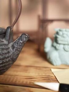 Feng Shui Foo Dog Guardian Statue Pair - Chinese Decorative Home Office Garden Figurines for Housewarming Congratulatory Ward of