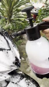 Bình xịt tạo bọt Tuyết nút đỏ Rửa Xe hơi dung tích 2.0L với 3 đầu vòi