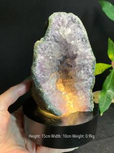 cluster God’s fingerprint ✅ Natural Raw✅ Green Phantom ✅Free Wooden Light Base – make your crystal shine brighter