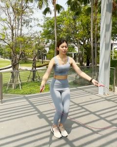 เชือกกระโดด ด้ามเหล็ก + สายสลิงเหล็กหุ้ม PVC ปรับความยาว โดดเชือก กระชับหุ่น รับประกันสินค้า ยินดีคืนเงิน