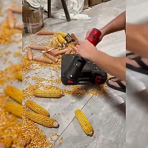 Alat Pipil Jagung / Alat Pemipil Jagung / Pengupas Jagung Untuk Mesin Adaptor Mata Bor