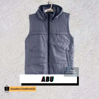 Rompi parasut tebal hitam pria dengan kupluk lepas jaket motor pelindung dada hoodie bisa dilepas 2 saku dilepas resleting 3 rongga tumbol untuk hoodie strip parasut premium.