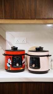 Russell Taylors x Disney Mickey And Friends Pressure Cooker Rice Cooker with Stainless Steel Pot (6L) D2