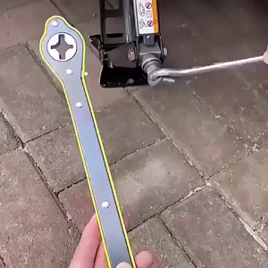 Car Scissor Jack Ratchet Wrench Garage Tire Wheel Lug Labor-saving Wrench Handle Repair Tool Car Jack Ratchet Wrench