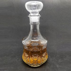 Chai Thuỷ Tinh Trụ Tròn Vát Eo Trong Suốt Sang Trọng