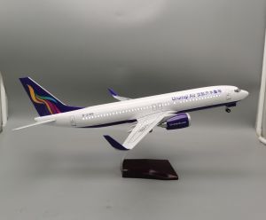 Mô Hình Máy Bay Nhựa 47CM B737-800 Của Hãng Hàng Không Urumqi Có Đèn Và Bánh Xe Hạ Cánh Phong Cách Hiện Đại Đồ Trang Trí Nhà Cửa Vật Phẩm Sưu Tầm