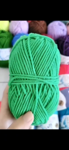 ไหมพรม  5ply  น้ำหนัก50กรัม  คอตตอนนม  ไหมเนื้อเนียนนุ่มไม่ระคายผิว  ถักง่าย พร้อมส่งจากไทย