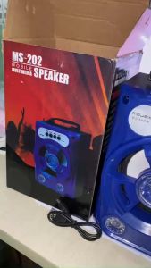 Loa Bluetooth Xách Tay (Màu Ngẫu Nhiên)