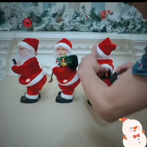 ACC29 Aksesoris Hiasan Pajangan Boneka Santa Mainan Natal BONEKA INI BISA BERGERAK DAN ADA MUSIC Meriah Merry Christmas