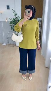 Atasan Blus Wanita Kaos Knit Rajut Import Bordir Cantik