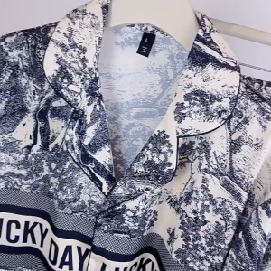 deeteenee ชุดนอน แขนยาว+ขายาว ผู้หญิง คอปก น่ารักๆผ้าซาตินนิ่มใส่สบาย สีสวยสด สไตล์เกาหลี ส่งจากไทย