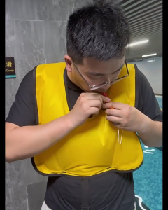 Áo Phao Tự Thổi khẩn cấp đi phượt du lịch Cứu Hộ bão lụt - Life Jacket - dự phòng cứu sinh trên ô tô