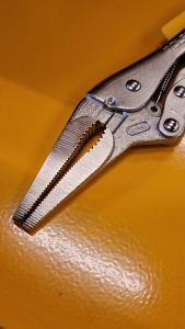 TOLSEN Locking Pliers Vise Grip Long Nose(9")10053 Industrial Series