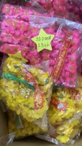 HOA MAI .HOA ĐÀO.bịch 40 bông có kẽm có lá.dùng cột vào cây .trang trí tết.gắn lên giỏ quà