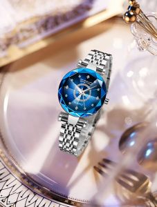 Luminous Waterproof Quartz Womens Watch Date Personality Diamond Dial Steel Strap Womens Watch