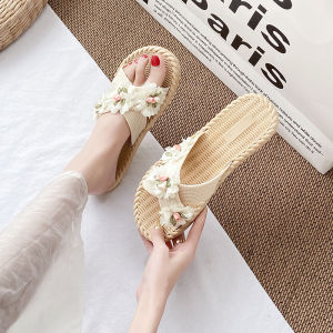 Fashionable Thick Bottom Slip-On Sandals Womens Summer Outdoor Wear Floral Embroidery Korean Style Casual PVC Material
