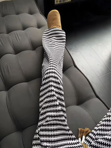 กางเกงวอร์มกีฬาถักลายทางสีดำขาวสำหรับผู้ชาย กางเกงขายาวทรงหลวมสบายๆ สไตล์อเมริกัน กางเกงขายาวทรงตรง ทรงหลวมสบายๆ ฤดูใบไม้ร่วง