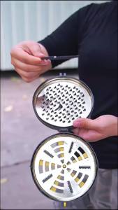 กล่องใส่ยากันยุงแบบพกพา ถาดยากันยุง ตะแกรงยากันยุง พลาสติกหนา กันความร้อน มีที่หนีบ (พลาสติกเกรดAAA) หมุนหรี่ควันได้