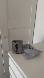 Nước hoa nữ cao cấp Saint Laurent YSL Black Opium Glitter sang trọng quyến rũ 10ml/90ml