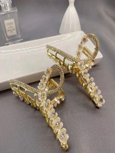 Large Pearl Rhinestone Hair Claw Summer Updo Shark Clip High-End Feeling Hair Accessories 2024 New Style Hair Cards