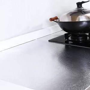Cuộn Giấy Bạc Dán Bếp Cách Nhiệt Miếng Decal Dán Tường Nhà Bếp Chống Thấm Bền Đẹp -AENEA