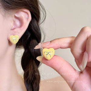 Sweet Butterfly Knot Heart Shaped Drip Glaze Womens Earrings Fresh Style Small Elegant High Quality Clasps Fashion Jewelry