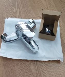 Vòi pha tay gật gù VÒI NÓNG LẠNH INOX MẠ BÓNG SUS 304 CHÂN ĐỒNG NGUYÊN KHỐI TAY GẬT GÙ LINH HOẠT SP101066