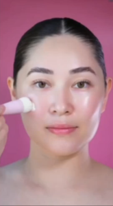 Smooche Color Changing Foundation Concealer and Moisturizer For All Skin(Natural Radiance Daily Makeup)