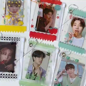 BF-C1302 Ziplock Pouch Photocard Transparan Holder Keychain Penyimpan Kartu / Gantungan Kunci Foto