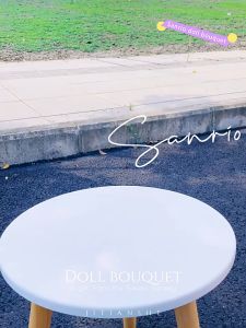 ของขวัญรับปริญญา ช่อตุ๊กตา พร้อมถุงกระดาษ ช่อดอกไม้ ดอกไม้ปลอม ดอกไม้รับปริญญา กุหลาบ ของขวัญวาเลนไทน์