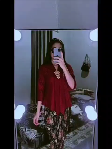 Set Kebaya Jumbo 4XL Ld 130 Atasan Kebaya Kutubaru Floy Brokat Modern Mix Rok Plisket Batik Kekinian Warna Hitam Polos