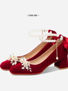 Elegant Chinese Style Wedding Shoes Red Mary Janes Comfortable Single Shoes for Women Butterfly Knot Pearl Embellished Velvet Slip-On Pumps