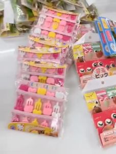 10PCS GrosirMart Garpu Bento Tusukan Bento Buah Kue Garpu Buah Kue Dessert Motif Lucu Anak-anak