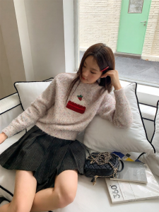 NIHAOKANONG | Áo Sweater Len Dệt Mỏng Đính Bông Form Rộng Cổ Tròn