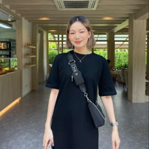 picht Lake Dress - เดรสแขนสั้น ผ่าข้าง ผ้า Cotton suede (LuxeLounge Collection)