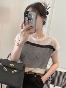 Áo Thun Tay Ngắn Cổ Tròn Dệt Kim Màu Tương Phản Mùa Hè Mới Cho Nữ Thiết Kế Áo Thun Thường Ngày Đa Năng Ngắn