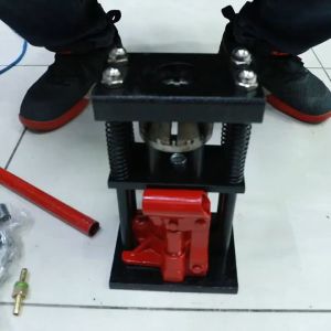 แท่นย้ําหัวสายน้ํายา 12-22mm 10ton SHIFT 8MM Hose Crimping Machine Jack