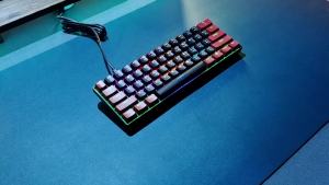 HXSJ | 61-Key Compact Mechanical Keyboard 60% Gaming Keyboard with Blue Switches And Color Backlight Small Size for Easy Portability