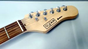 OQAN Electric Guitar ST Mustang Guitar Humbucker Pick Up Sunburst