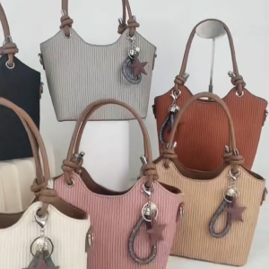 [BISA COD] 3117 Tas Beh Free Paper Bag + Tag Label + Gantungan Tas Selempang Wanita Fashion