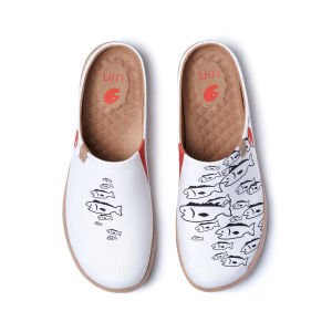UIN fashion retro slip on art travel shoes Marine World canvas loafers unique artistic flat men shoes