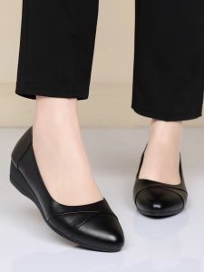Leather Single Shoes: Soft Bottom Flat Women's Footwear