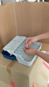 Hộp đựng đồ hộp đựng vật dụng 2 tầng xếp gọn khóa cài quai xách. 1 số vách ngăn rời. 32x18x15cm. VX7203