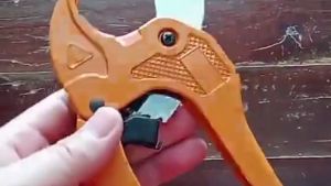 กรรไกรตัดท่อ PVC กรรไกรตัดท่อไฟ คีมตัดท่อpvc คีมตัดท่อไฟฟ้า กรรไกรตัดท่อ ท่อพีวีซี คีมตัดท่อประปา กรรไกรตัดท่อpvc คีมตัดท่อน้ำpvc กรรไกร