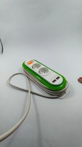 Stop Kontak Arde 2 Lubang + Kabel 3 Meter 2 Port USB