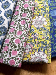 ผ้าฝ้ายหนาสีน้ำเงินธรรมชาติ ผ้าฝ้ายยาวพิมพ์ลายธรรมชาติ ผ้าฝ้ายหนาสำหรับทำเสื้อผ้า กระโปรง ผ้าฝ้ายเนื้อนุ่ม ผ้าฝ้ายเนื้อหนา