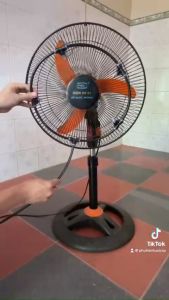 Bộ Phun Sương Quạt Gió Mát- Hệ Thống Làm Mát Sương Mù Vòng Phun Sương Gắn Quạt Công Nghiệp