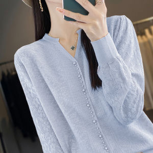 OUCAO | เสื้อชั้นในลูกไม้หลวมคอวีสำหรับผู้หญิงไซส์ใหญ่ เสื้อถักลายลูกไม้สไตล์ฤดูใบไม้ผลิและฤดูใบไม้ร่วง 2025 เสื้อชั้นในลายลูกไม้สไตล์ใหม่